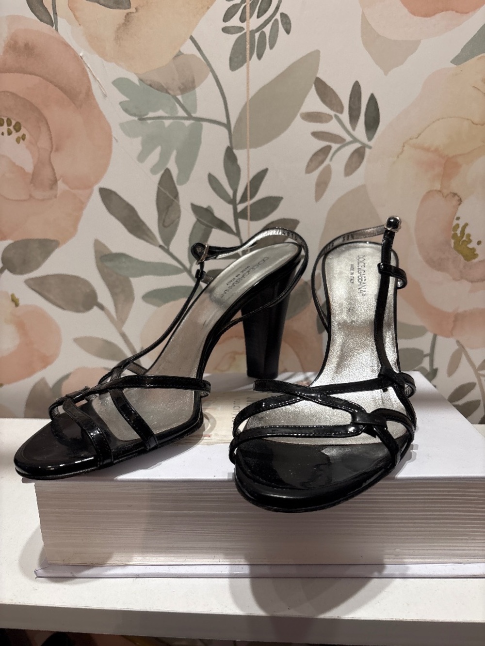 Dolce & Gabbana black heels